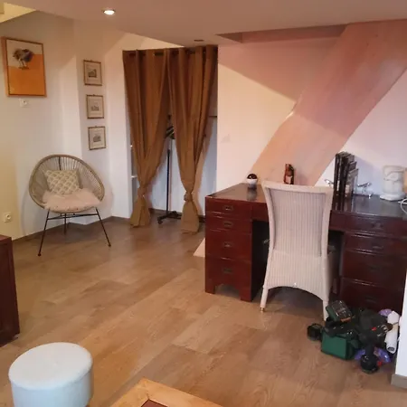 La Bergerie De Losse Bed & Breakfast Traize
